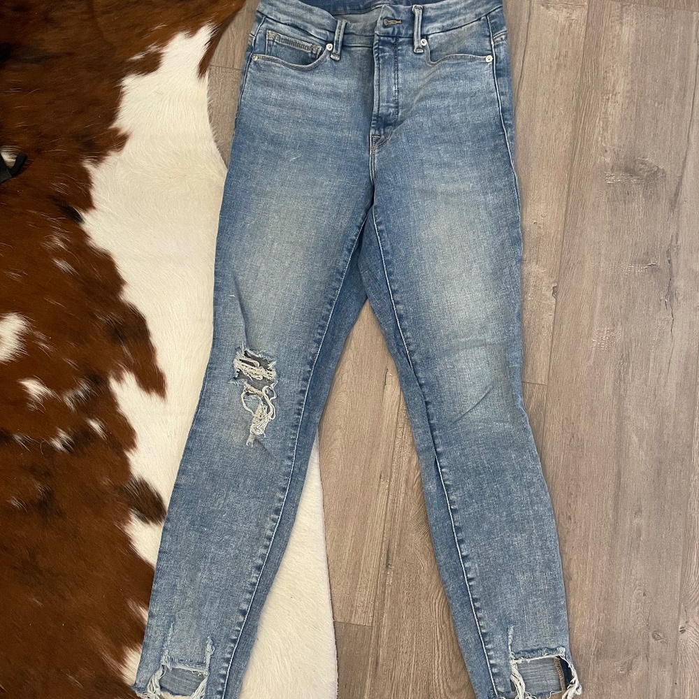 Good American Cropped Ankle Jeans